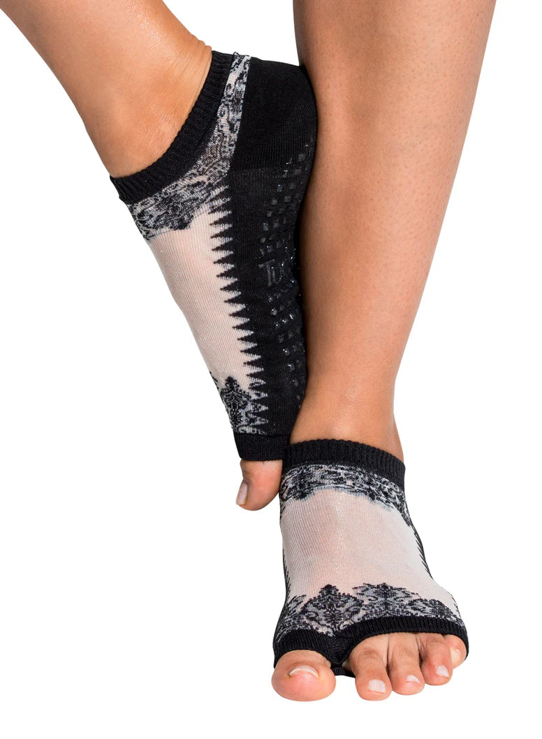 Flow - Black & Sheer Gala